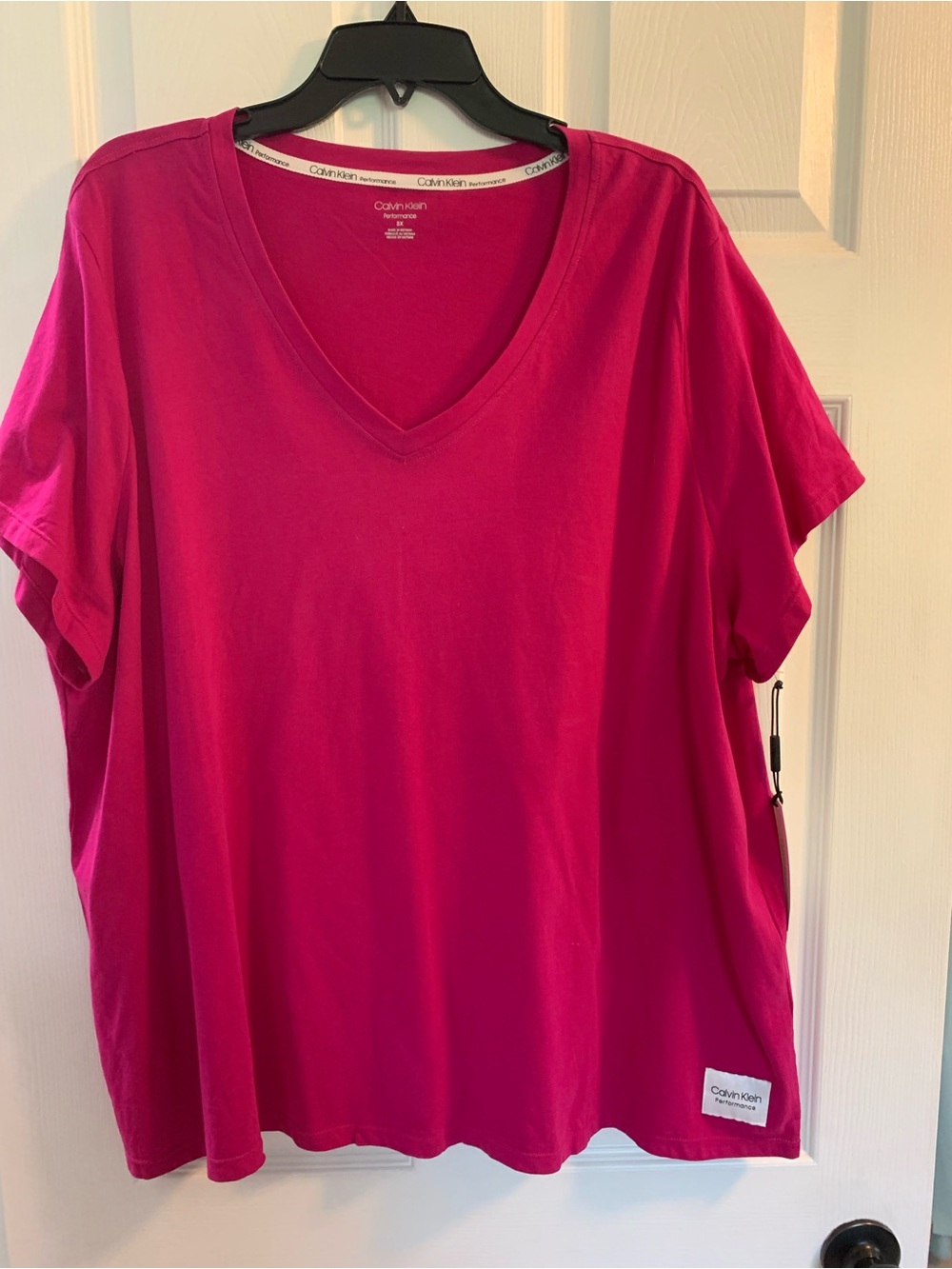 Calvin Klein Women's Hot Pink V-Neck Short Sleeve Tee Size - 3X NWT